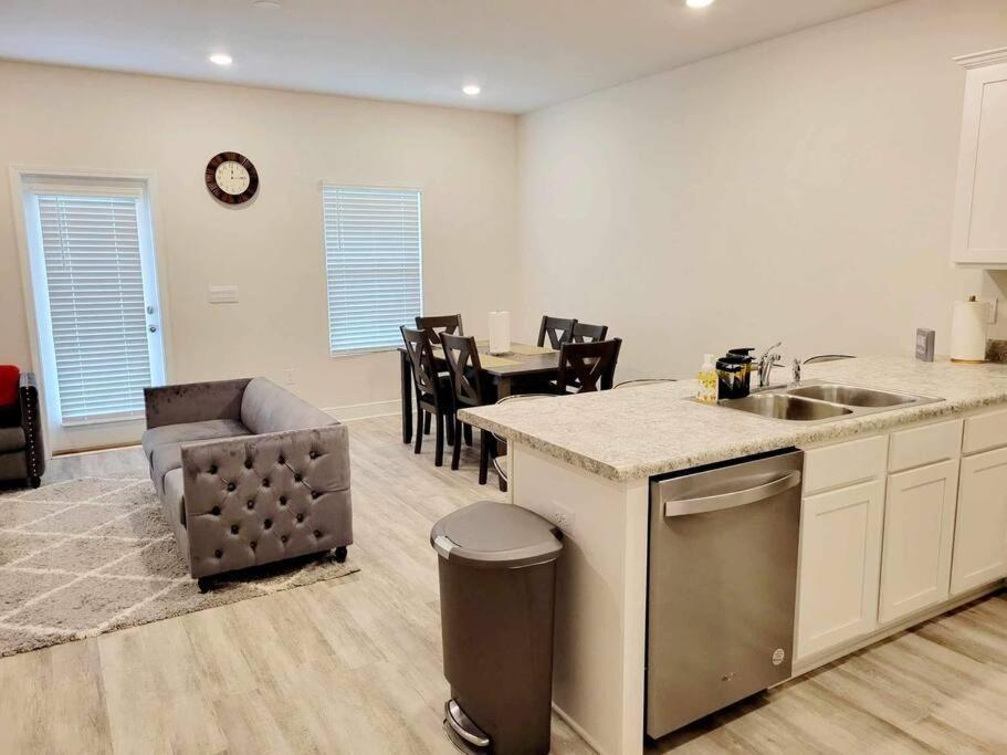 Brand New House In Pensacola,Ev Connector Available Leilighet Eksteriør bilde